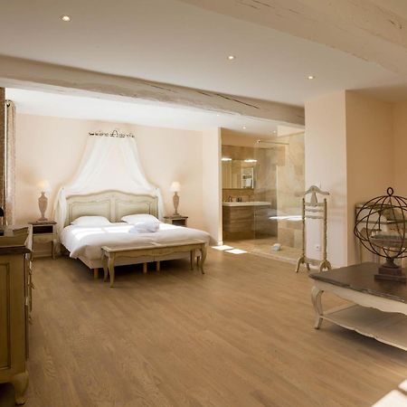 Le Cara - 4 Appartements Calmes Et Chics Au Coeur De Beaune Бон Номер фото